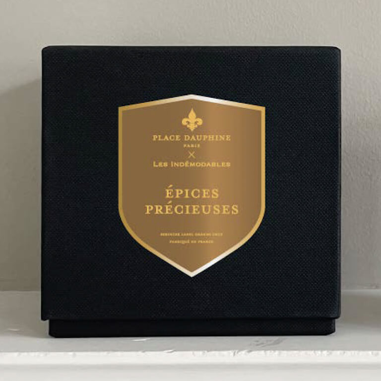 A Refined Box for this luxury Épices Précieuses candle